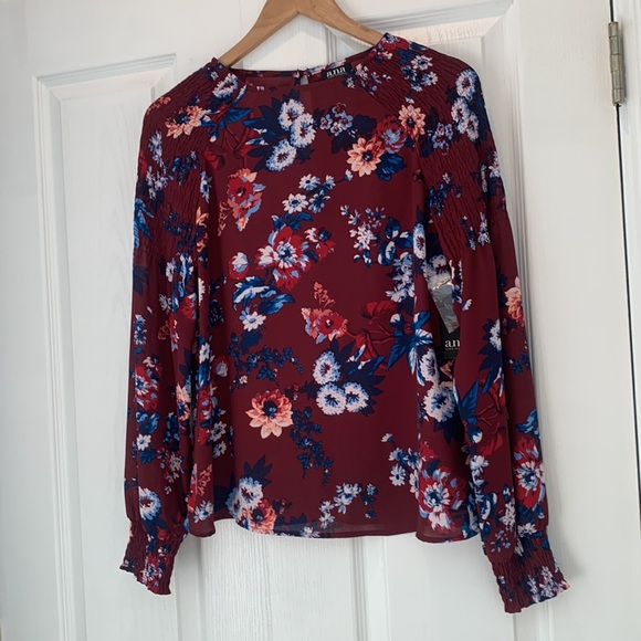 Ana Long Sleeve Floral Top size XS NWT - Picture 2 of 9